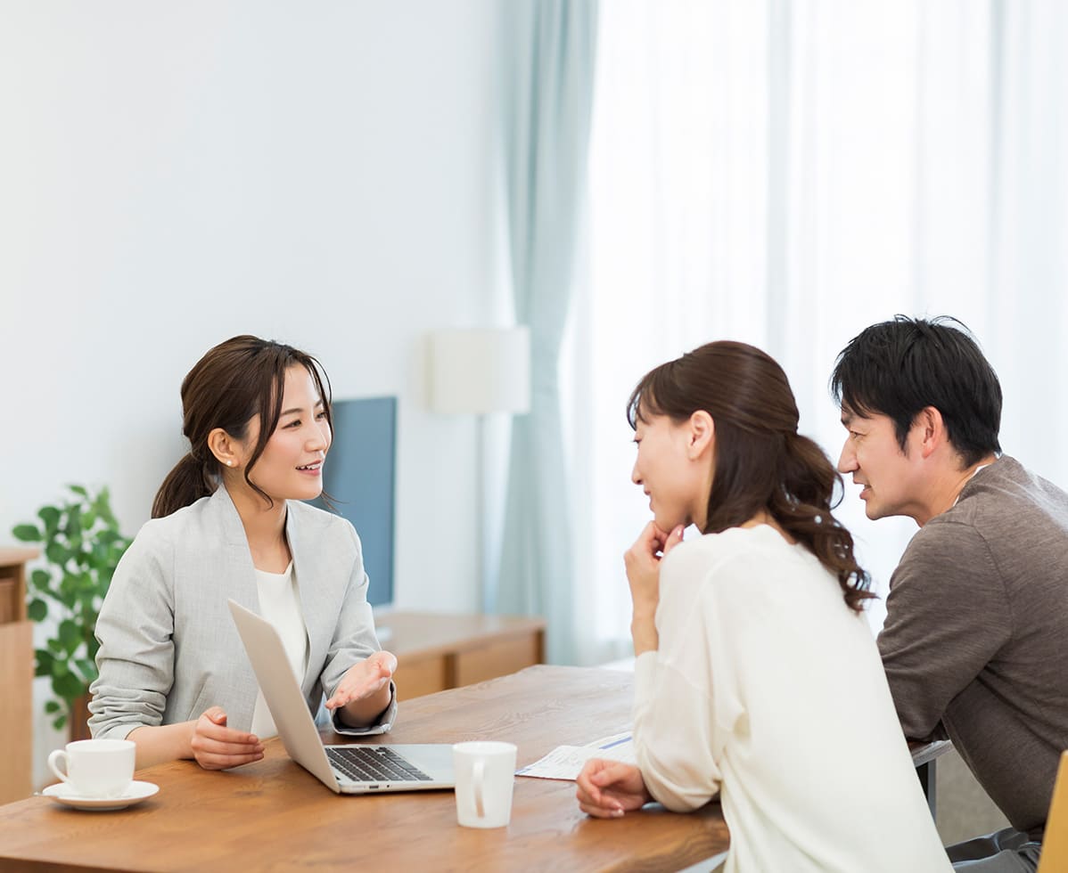 私たち一人一人が責任をもって、お客様の豊かな暮らしに寄り添います。